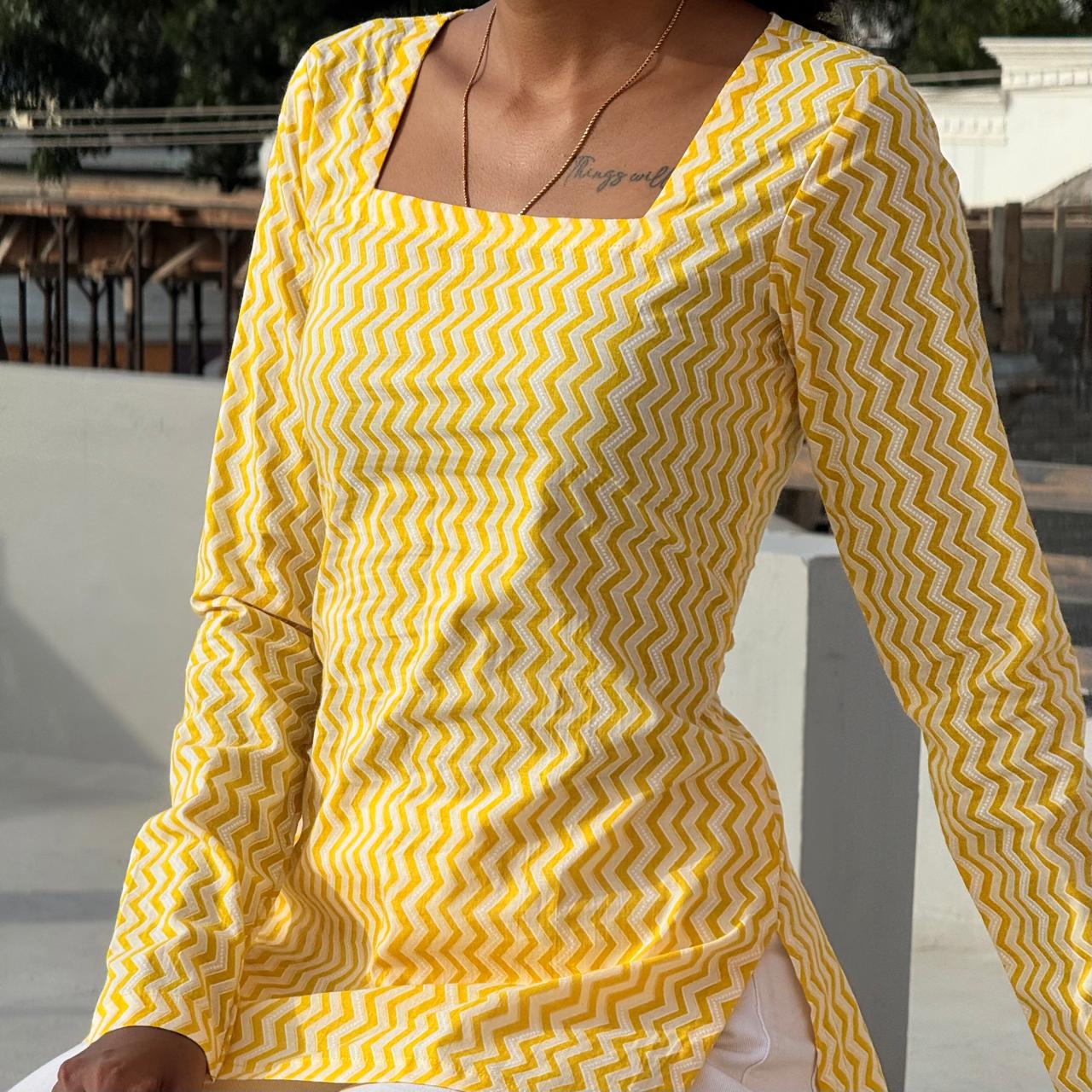 Manjari Cinch Full Sleeve Short Kurti